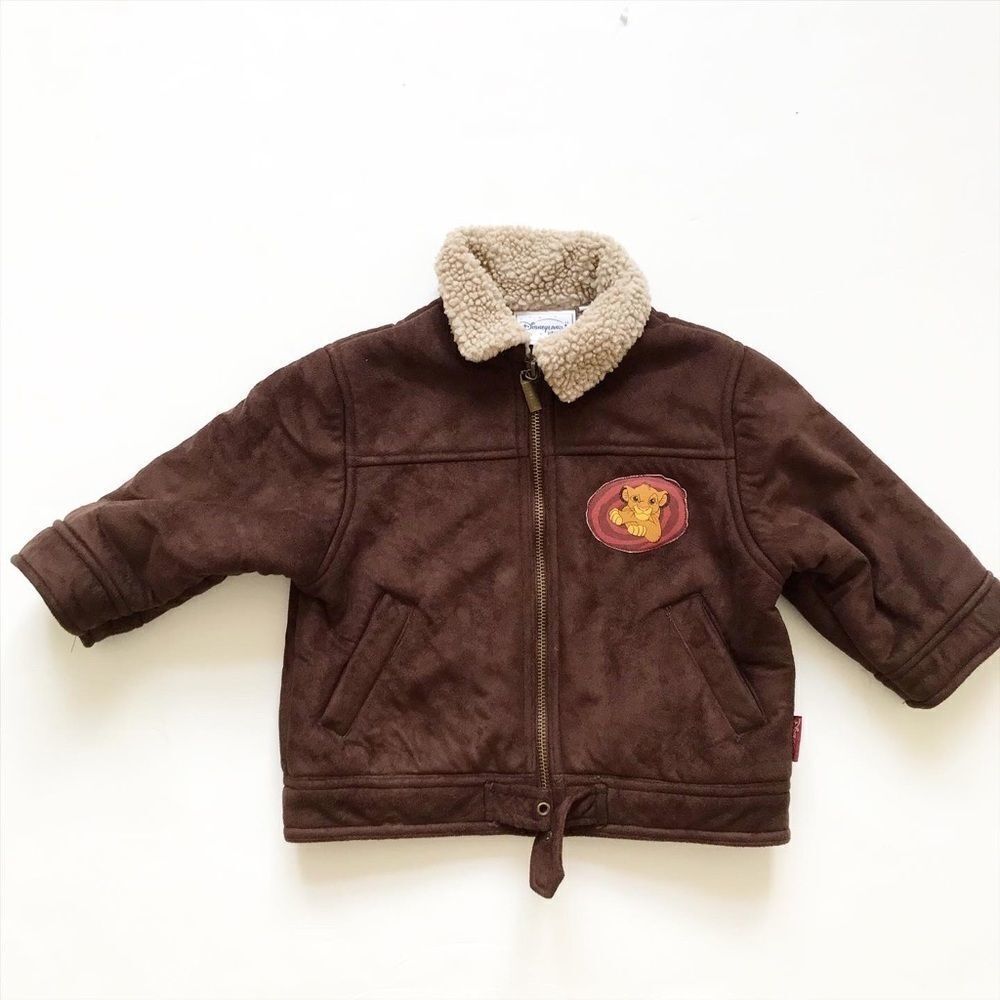 Disneyland resort Paris simba sherpa jacket GUC 2A